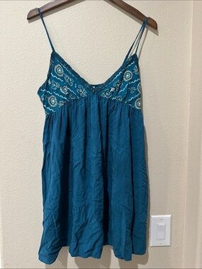 Cupshe Teal Blue Spaghetti-Strap Camisole with Embroidered Bust
